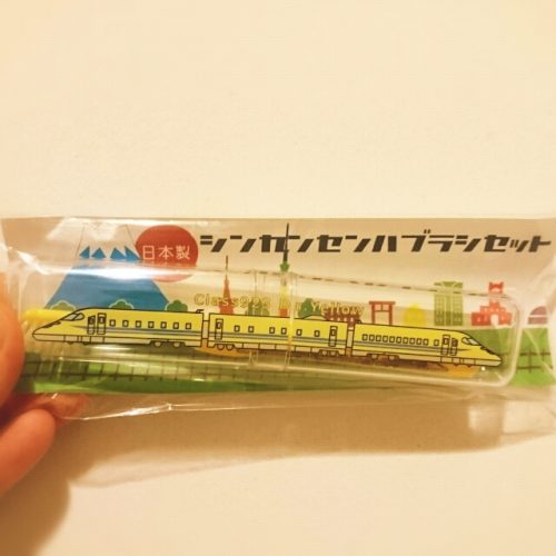 ドクターイエローの歯ブラシで、子どもが嫌がる歯みがきもごきげんタイムに♪